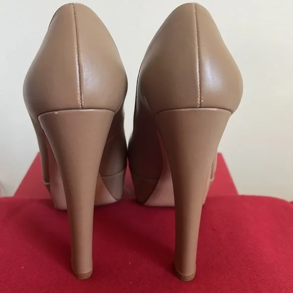 VALENTINO GARAVANI Tan platform pumps - Picture 4 of 8